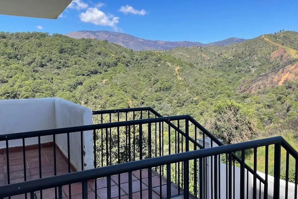 Atico Con Bonita Vista. En Urbanizacion Privada.! Apartamento Estepona 0*,